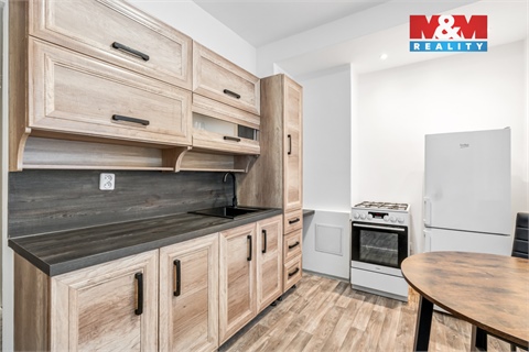 Prodej bytu 1+1, 41 m² - 0