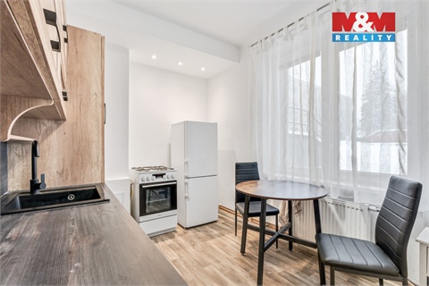 Prodej bytu 1+1, 41 m² - 2