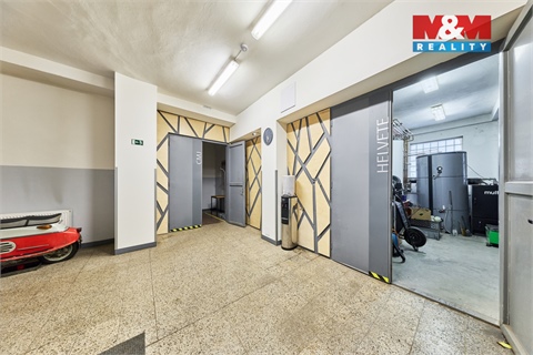 Prodej výrobního objektu, 1 667 m² 14