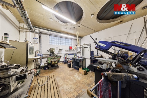 Prodej výrobního objektu, 1 667 m² - 28