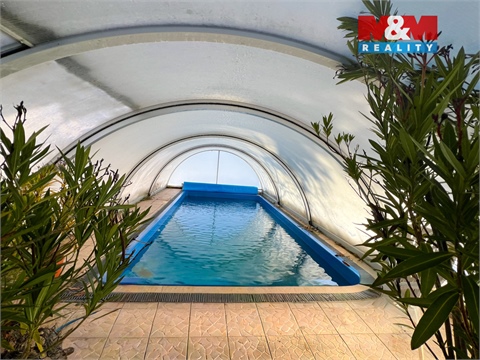 Prodej rodinného domu, 744 m² 4