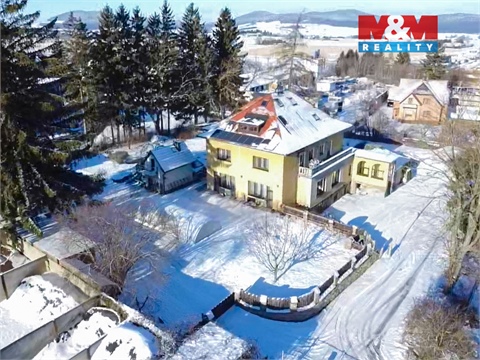 Prodej rodinného domu, 744 m² - 2