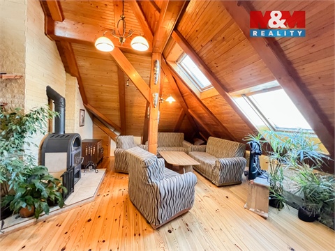 Prodej rodinného domu, 744 m² 12