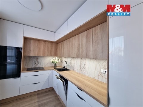 Prodej bytu 3kk, 65 m² 2