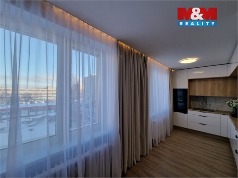 Prodej bytu 3kk, 65 m² 18