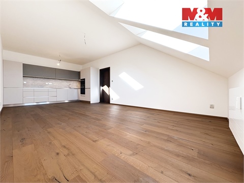 Prodej bytu 3kk, 77 m² - 2