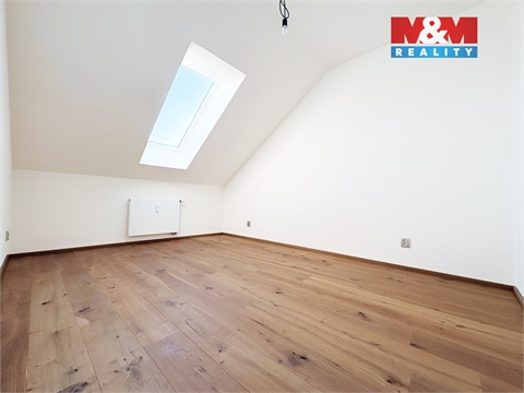 Prodej bytu 3kk, 77 m² 6