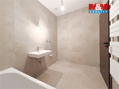 Prodej bytu 3kk, 77 m² 8