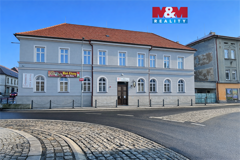 Prodej rodinného domu, 1 803 m² 0