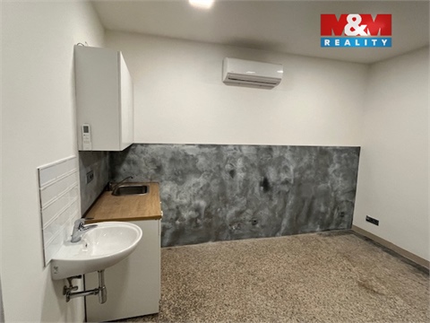 Pronájem kanceláře, 20 m² 2