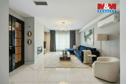 Prodej rodinného domu, 206 m² 2