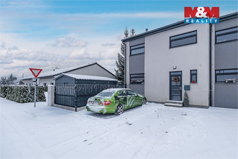 Prodej bytu 4kk, 93 m² 22