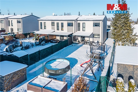 Prodej bytu 4kk, 93 m² - 22