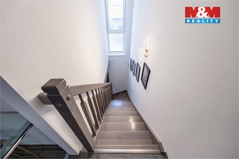 Prodej bytu 4kk, 93 m² - 18