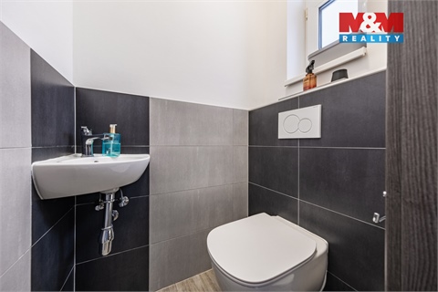 Prodej bytu 4kk, 93 m² - 14