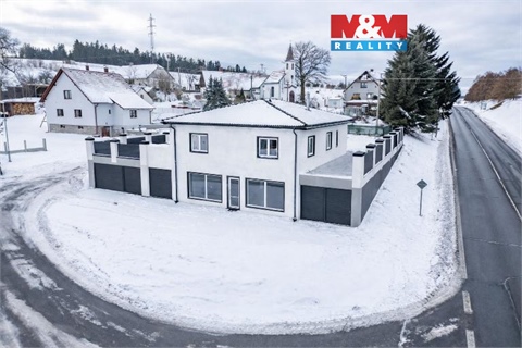 Prodej rodinného domu, 316 m² 0