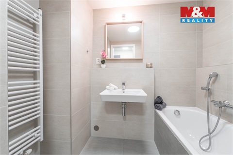 Prodej bytu 3kk, 86 m² 24