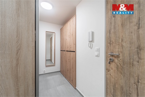 Prodej bytu 3kk, 86 m² - 28