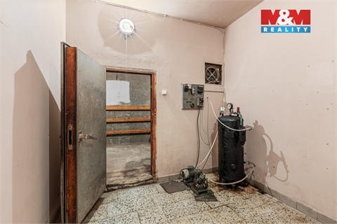 Prodej obchodních prostor, 345 m² - 28