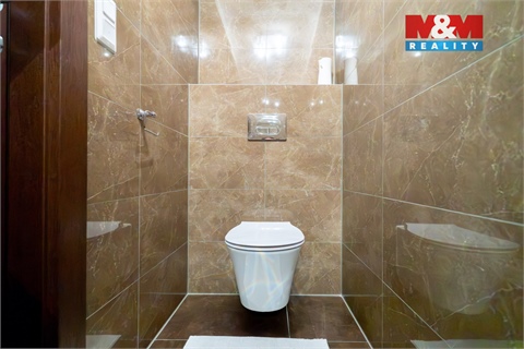 Prodej bytu 3kk, 119 m² - 28