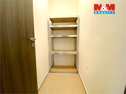 Pronájem bytu 3kk, 75 m² - 12