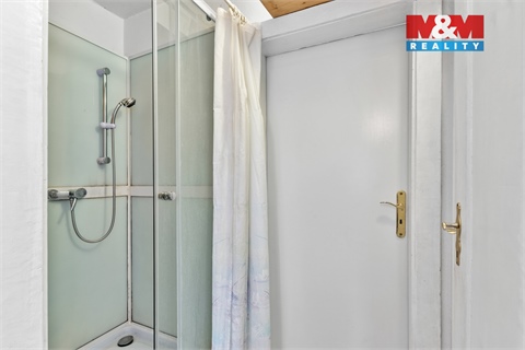 Prodej rodinného domu, 100 m² 14