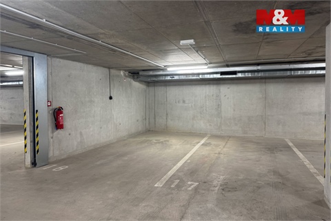 Pronájem parkovacího místa, 16 m² - 0