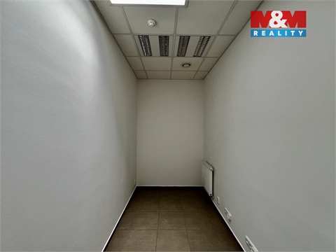 Pronájem kanceláře, 200 m² - 8