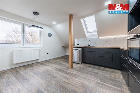 Prodej rodinného domu, 182 m² 16