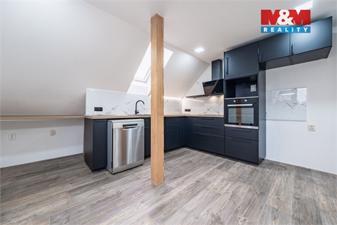 Prodej rodinného domu, 182 m² - 16