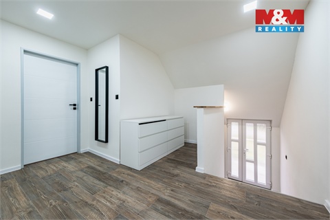 Prodej rodinného domu, 182 m² - 18