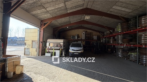 Pronájem skladu / haly, 745 m² 2
