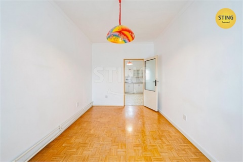 Prodej rodinného domu, 319 m² - 14