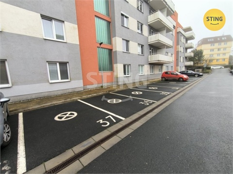 Prodej parkovacího místa, 11 m² 0