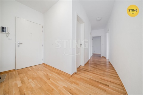 Pronájem bytu 3kk, 102 m² - 18