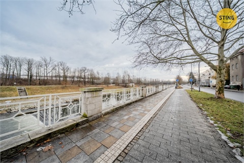 Pronájem bytu 3kk, 102 m² - 26