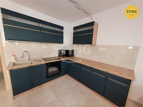 Pronájem bytu 1kk, 41 m² 0