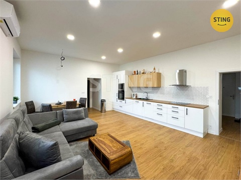 Prodej bytu 2kk, 63 m² 2