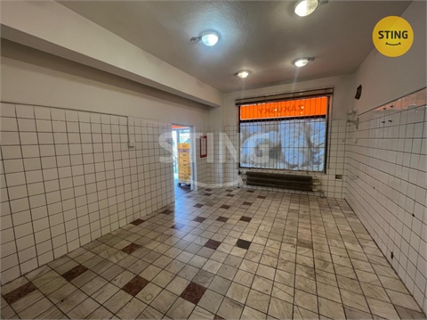 Pronájem skladu / haly, 46 m² - 0