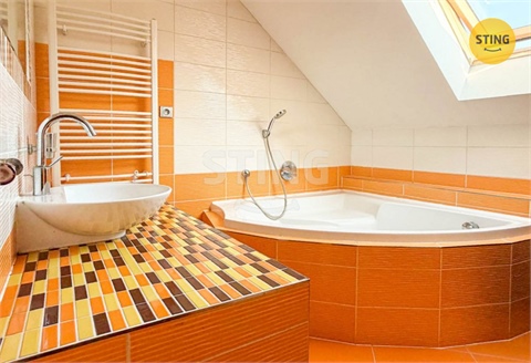 Prodej rodinného domu, 150 m² - 10