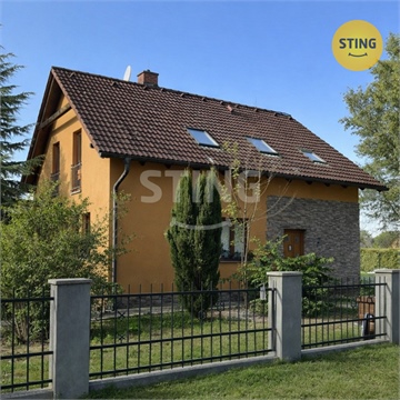 Prodej rodinného domu, 150 m² 0