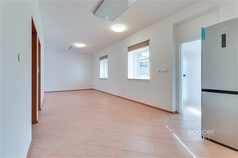 Pronájem bytu 3kk, 76 m² 10
