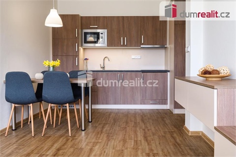 Prodej bytu 3kk, 70 m² 0