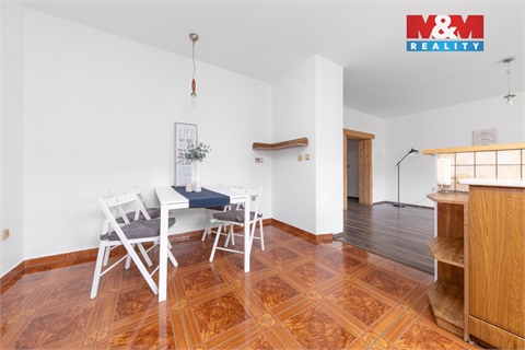 Prodej rodinného domu, 353 m² - 6