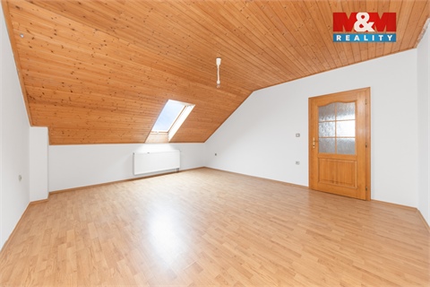 Prodej rodinného domu, 353 m² 10