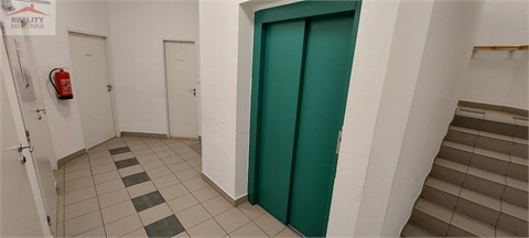 Pronájem komerčního objektu, 51 m² - 14