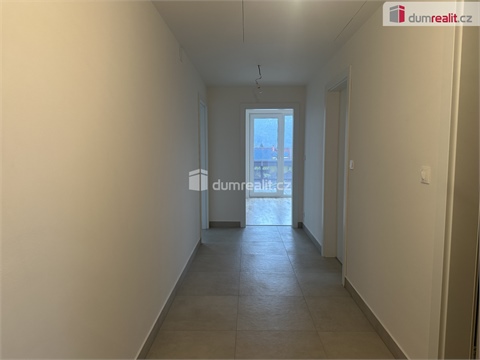 Pronájem bytu 3kk, 82 m² 10