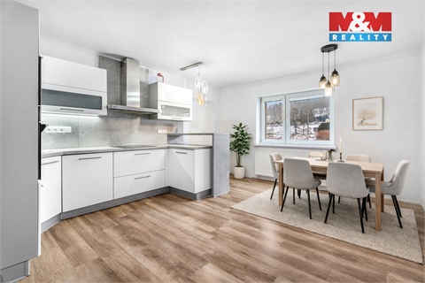 Prodej rodinného domu, 200 m² 2