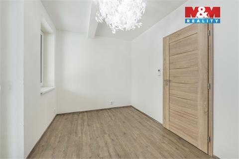 Prodej rodinného domu, 150 m² - 12