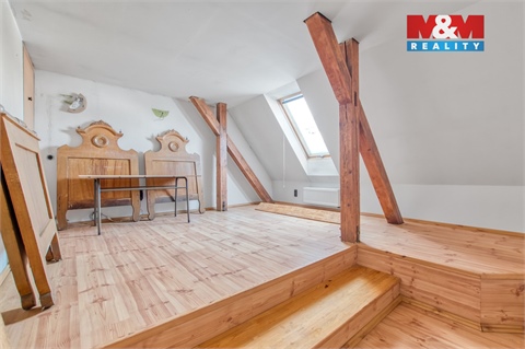 Prodej rodinného domu, 280 m² 24